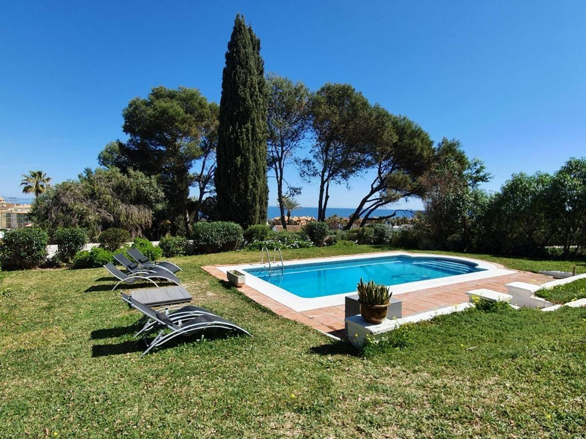 Beautiful 5 Bedroom Villa With Private Pool With Stunning Sea Views, Walking Distances To Shops Restaurants Beach Manilva Esterno foto